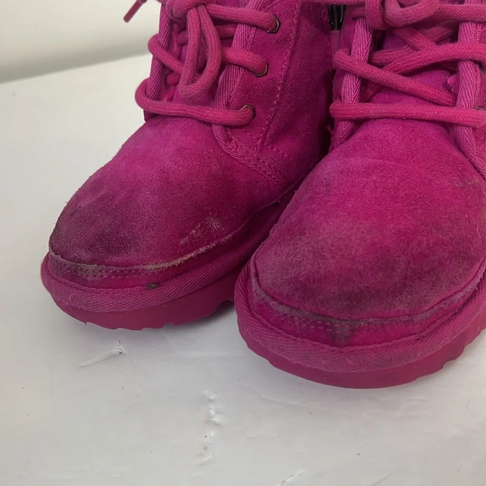 UGG Kids Fuchsia Boots sz 9